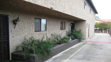 3636 S Cordoba Ave in Spring Valley, CA - Foto de edificio - Building Photo
