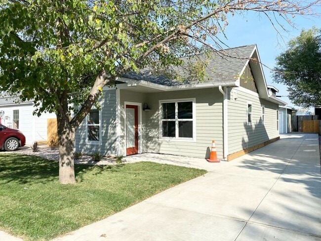 614 Lesser Dr in Fort Collins, CO - Building Photo - Building Photo