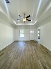2507 Ave G in Nederland, TX - Foto de edificio - Building Photo