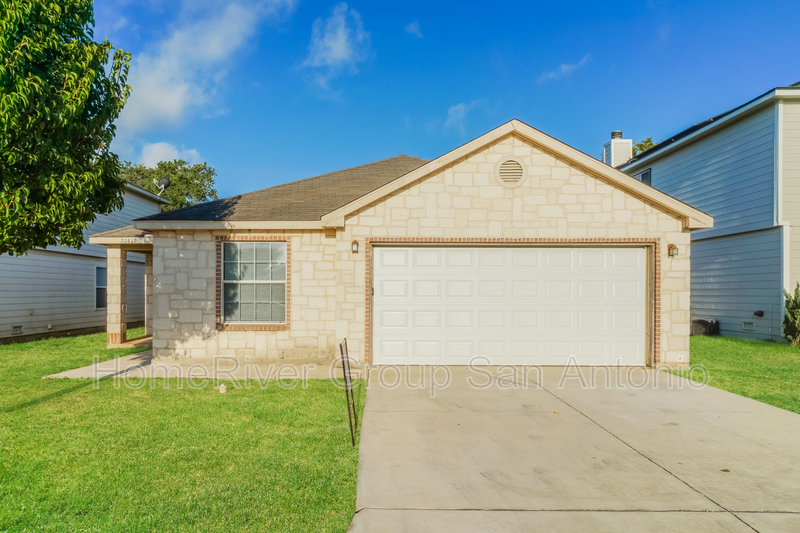 20819 Liatris Ln in San Antonio, TX - Building Photo