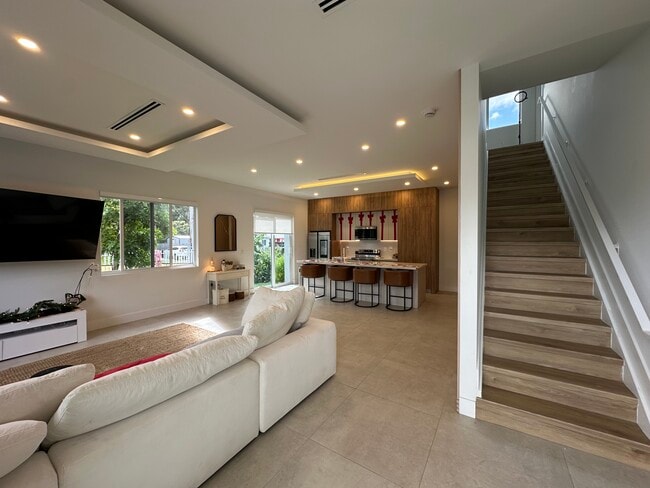 property at 2109 SW 18th Ave