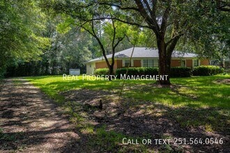 4651 Carlile Dr in Mobile, AL - Building Photo - Building Photo