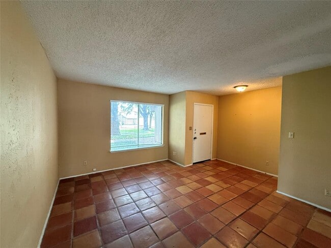 9611 Blue Creek Ln in Austin, TX - Building Photo - Building Photo