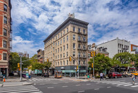 301 West 17th Street in New York, NY - Foto de edificio - Building Photo