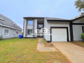 5775 Albright Dr in Virginia Beach, VA - Building Photo - Building Photo