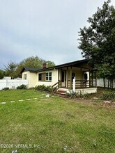 5637 Floral Bluff Rd in Jacksonville, FL - Building Photo - Building Photo