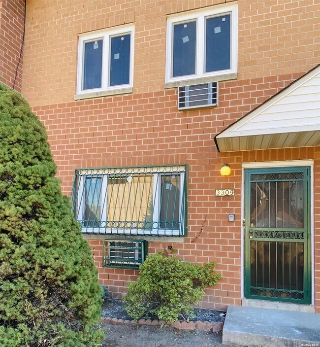 property at 33-09-33-14 14th St