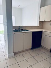 1663 SE 29th St in Homestead, FL - Building Photo - Building Photo