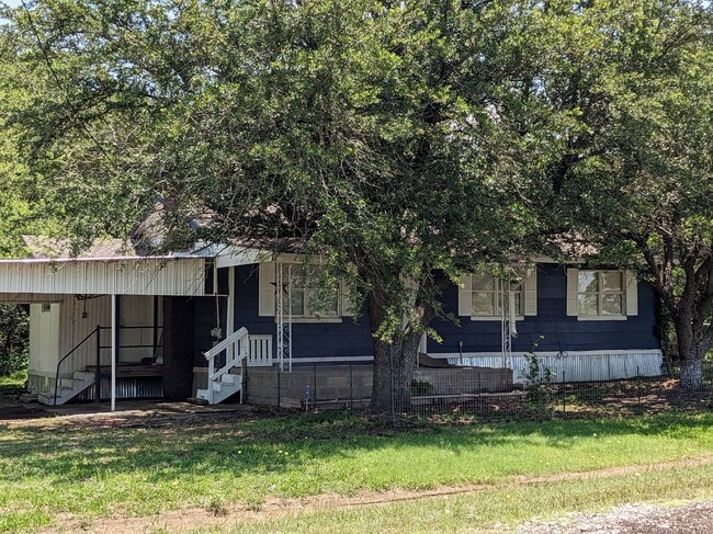 6879 Co Rd 151 in Kaufman, TX - Building Photo - Building Photo