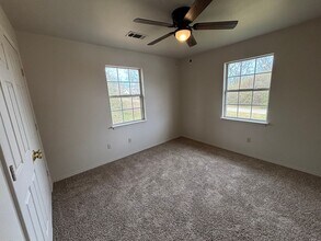 1200 S El Paso Ave in Russellville, AR - Building Photo - Building Photo