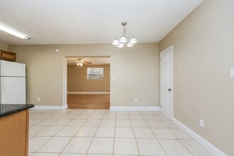 216 Overlook Dr in Winter Haven, FL - Building Photo - Building Photo