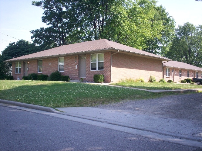 620 Stout St in Napoleon, OH - Building Photo