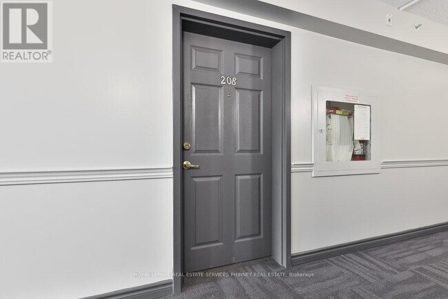 1441 Walkers Line in Burlington, ON - Building Photo - Building Photo