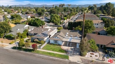 12848 Tiara St in Los Angeles, CA - Building Photo - Building Photo