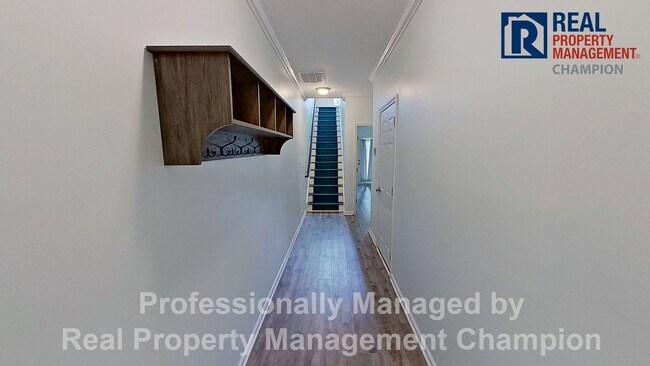 709 Elton Ave in Carolina Beach, NC - Building Photo - Building Photo