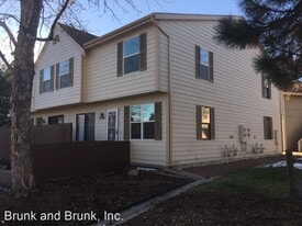 4336 Hunting Meadows Cir