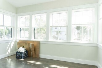 79 Linden St in Boston, MA - Building Photo - Building Photo