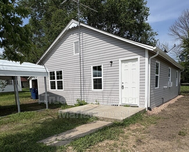 property at 221 Walnut