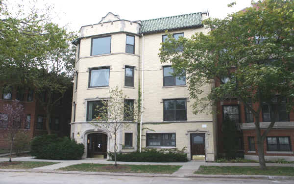 7510-7514 N East Lake Ter in Chicago, IL - Building Photo