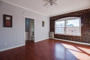 730 S Catalina St, Unit 1 in Los Angeles, CA - Building Photo