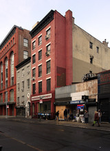 175-177 MacDougal St in New York, NY - Building Photo - Building Photo