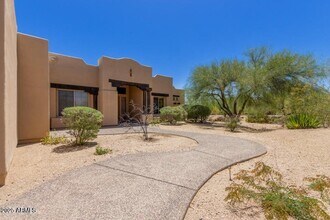 8115 E Sand Flower Dr in Scottsdale, AZ - Building Photo - Building Photo