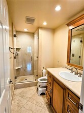 18521 Calle Vista Cir in Los Angeles, CA - Building Photo - Building Photo