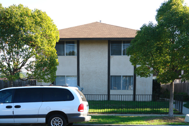 3342 Roosevelt St in Carlsbad, CA - Building Photo - Building Photo