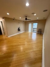 8232 Niles Center Rd in Skokie, IL - Foto de edificio - Building Photo