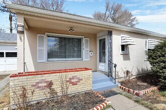 2318 Templeton Gap Rd in Colorado Springs, CO - Building Photo - Building Photo