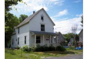 610 Meade St in Watertown, NY - Building Photo