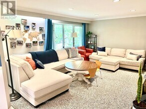 4 Hyfan Ct in Toronto, ON - Building Photo - Building Photo