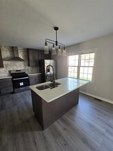 804 Old Town Dr in Colonial Heights, VA - Building Photo - Building Photo
