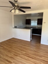 1161 Acacia Ave in Sacramento, CA - Foto de edificio - Building Photo