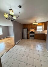 65 Suburbia Ct in Jersey City, NJ - Building Photo - Building Photo
