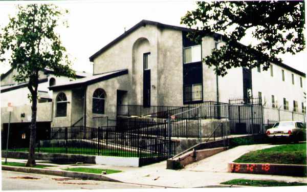 Magnolia Park Place Apartments in Los Angeles, CA - Foto de edificio - Building Photo