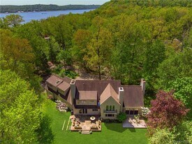 50 Woods Rd in Palisades, NY - Building Photo