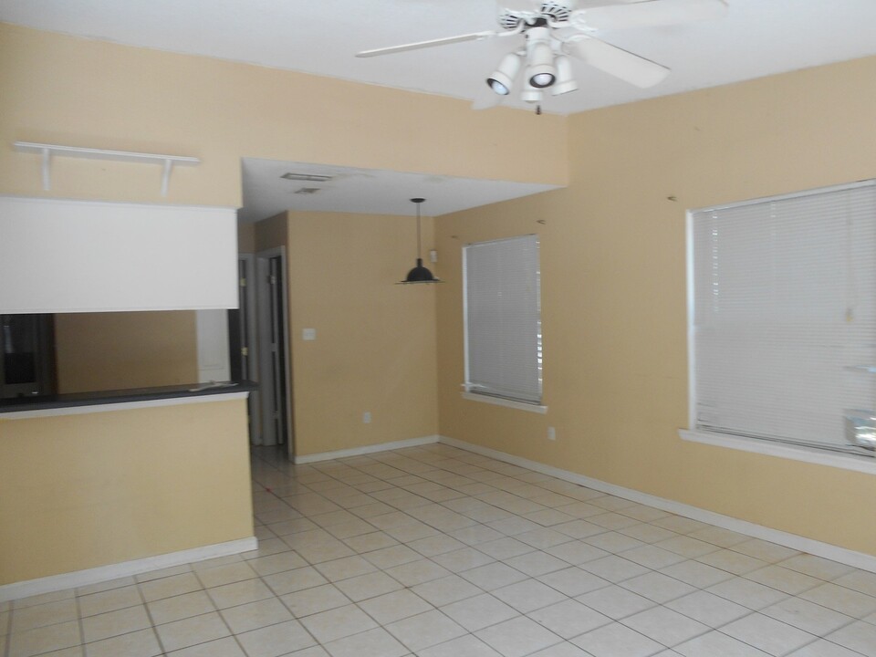 2462 Nugget Ln in Tallahassee, FL - Building Photo