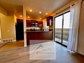 806 London Green Way in Colorado Springs, CO - Building Photo - Building Photo