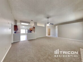 3251 Deerfield Pointe Dr in Orange Park, FL - Building Photo - Building Photo