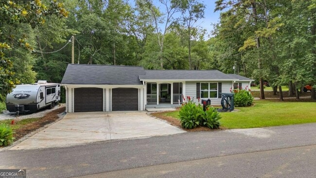 property at 192 Hoke St