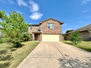 18000 Busby Dr in Manor, TX - Building Photo - Building Photo