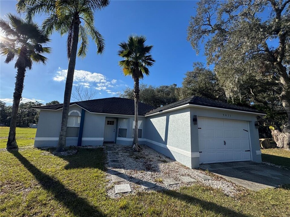 5411 FL-33 in Clermont, FL - Building Photo