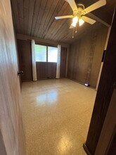 1910 Hoohai St in Pearl City, HI - Building Photo - Building Photo