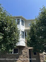 27 Grant St in Long Branch, NJ - Building Photo