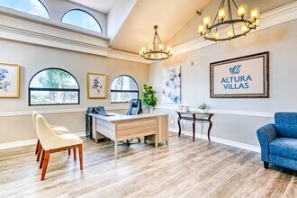 Altura Villas - 55+ Senior Apartments in Vista, CA - Foto de edificio - Building Photo