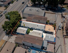 10311-10313 S Figueroa St in Los Angeles, CA - Foto de edificio - Building Photo