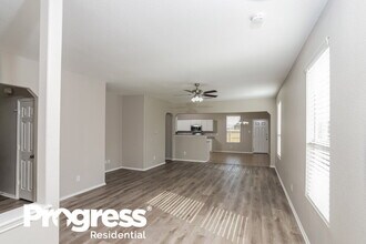 200 Rustic Acres in Schertz, TX - Building Photo - Building Photo