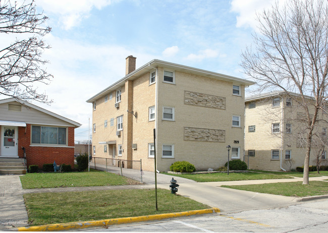 2920 Willow Rd in Franklin Park, IL - Building Photo - Building Photo