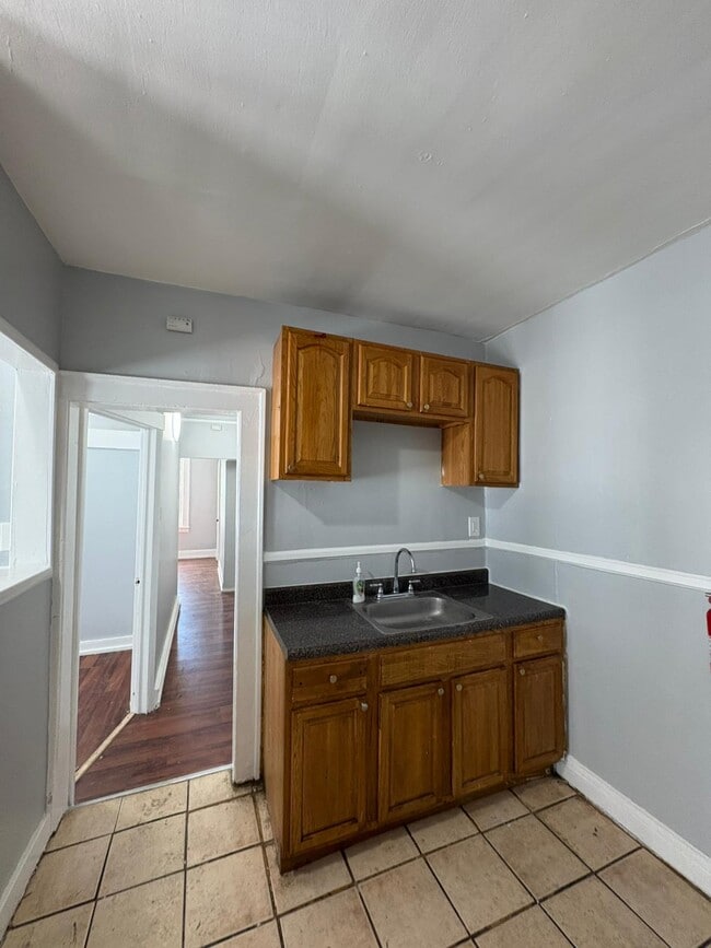 22 McKay Ave, Unit 1